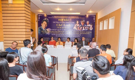 Chế Linh lần đầu song ca cùng Minh Tuyết tại Việt Nam